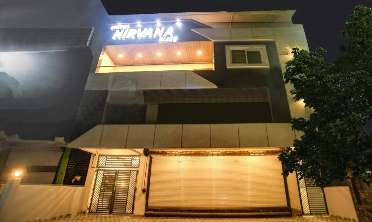 Treebo Nirvana Elite Indore Exterior foto